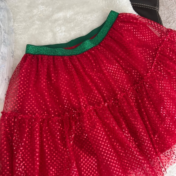 Girls skirts size 8 - Picture 2 of 5